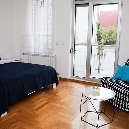 Apartament Mikele Belgrad Zewnętrze zdjęcie